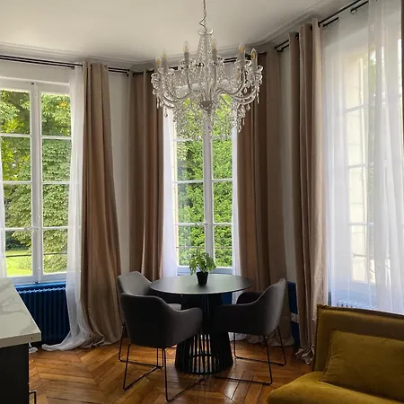 Hypercentre Elegant Et Chic Apartment