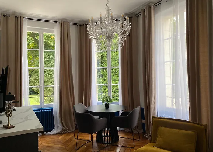 Hypercentre Elegant Et Chic Apartment